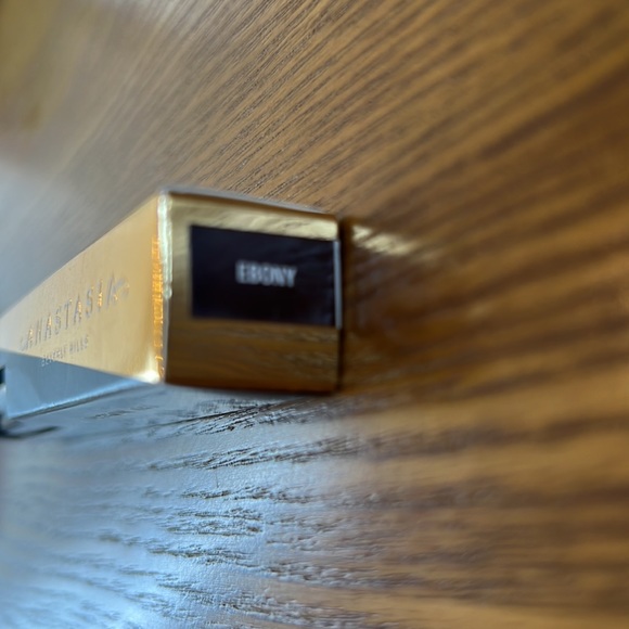 Anastasia Beverly Hills Dipbrow Gel - Ebony - 4.4 g / 0.155 oz - Picture 5 of 5